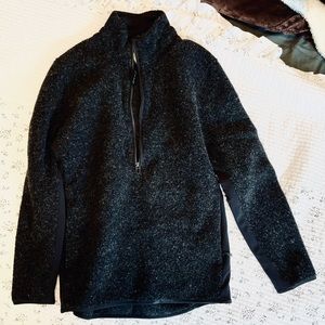 Lululemon Grey/Black Pullover | Size XS EUC